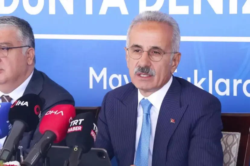 Bakan Uraloğlu: Denizcilikte Türkiye İlk 10&apos;da