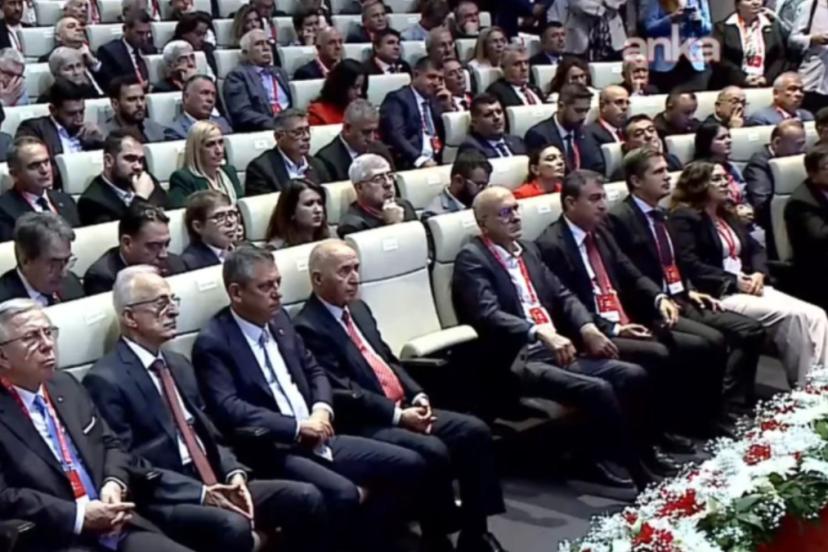 Kemal Kılıçdaroğlu, davet edildiği CHP programına katılmadı: Koltuğu boş kaldı