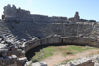 Antalya'daki Xanthos Antik Kenti, ziyaretçilerini tarihsel yolculuğa çıkartıyor