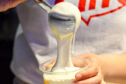 Japonlar lıkır lıkır "peynirli çay" içiyor: İşte sebebi