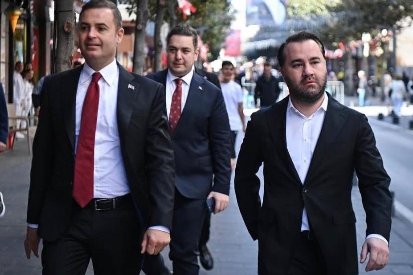 CHP'li Ahmet Akın'ın sağ kolu gözaltına alındı