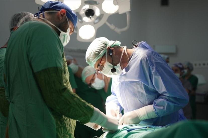 Türk profesörlerden ameliyatlar için 'akıllı şırınga'