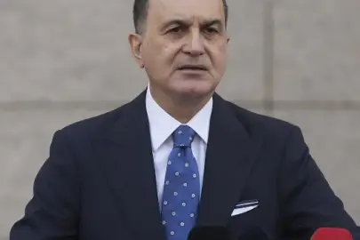 AK Parti Sözcüsü Çelik İsrail'in Suriye saldırılarını kınadı: Bölge barışı için yeni bir tehdit dalgası