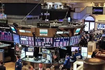 New York borsası karışık seyirle açıldı