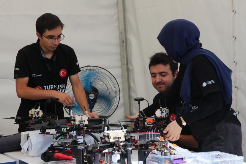 TEKNOFEST Savaşan İHA Yarışması Siirt'te başladı