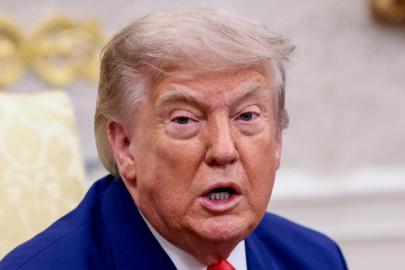 Trump: 3 Kasım'daki ara seçimlere kadar İran'a saldırı düzenlemeyeceğiz